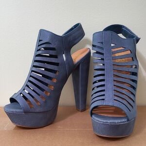 Speed Limit 98 Blue Platform Heels size 10
